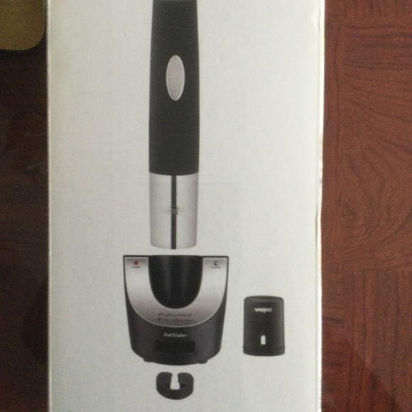 New Waring Wine Opener with Preserver Silver🎁 - Picture 3 of 5